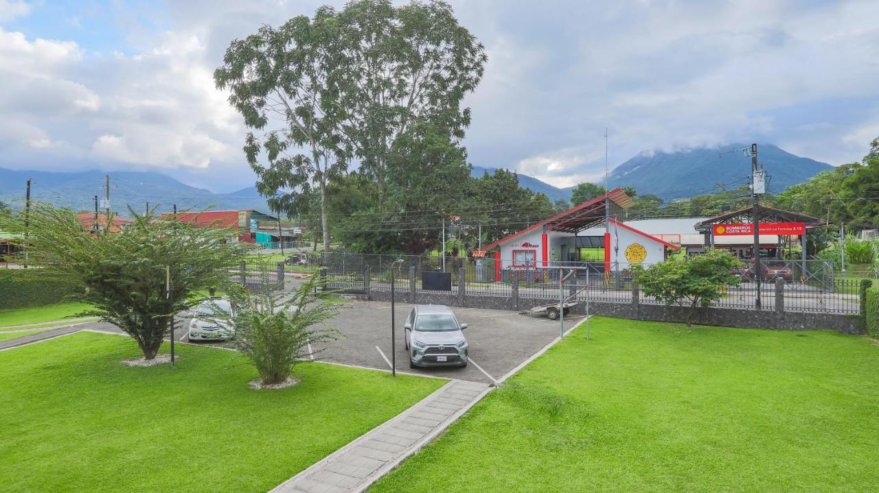 Condo'S Vista Al Volcan La Fortuna Luaran gambar